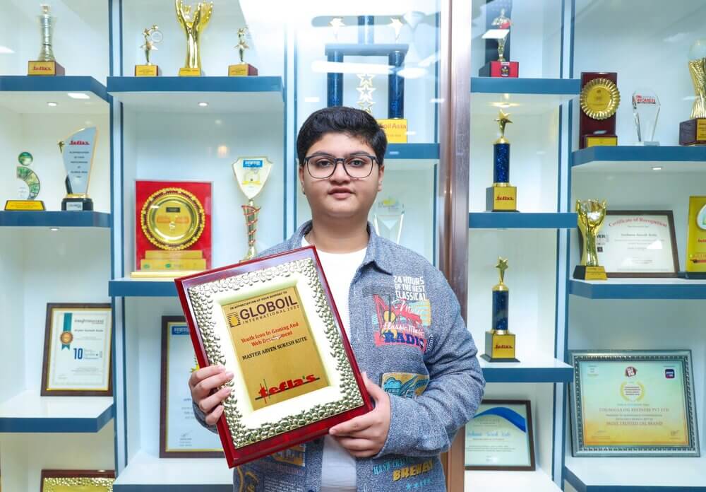 We are all extremely happy and proud to share that Master Aryen Suresh Kute (Founder & CMD- OAO INDIA) has been awarded the Youth Icon in Gaming and Web Development Award by Globoil International 2022, Dubai.
